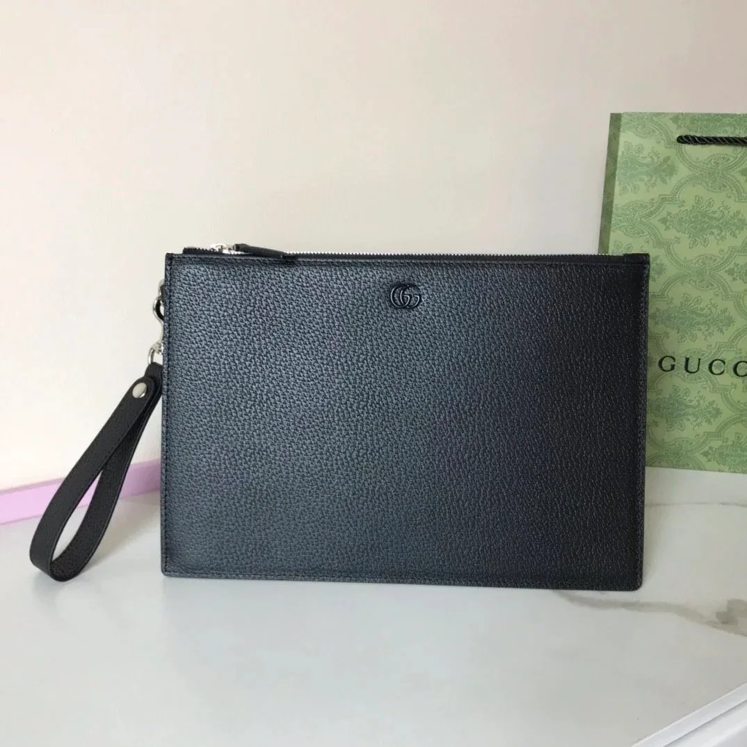حقيبة يد Gucci سوداء بشعار G متداخل